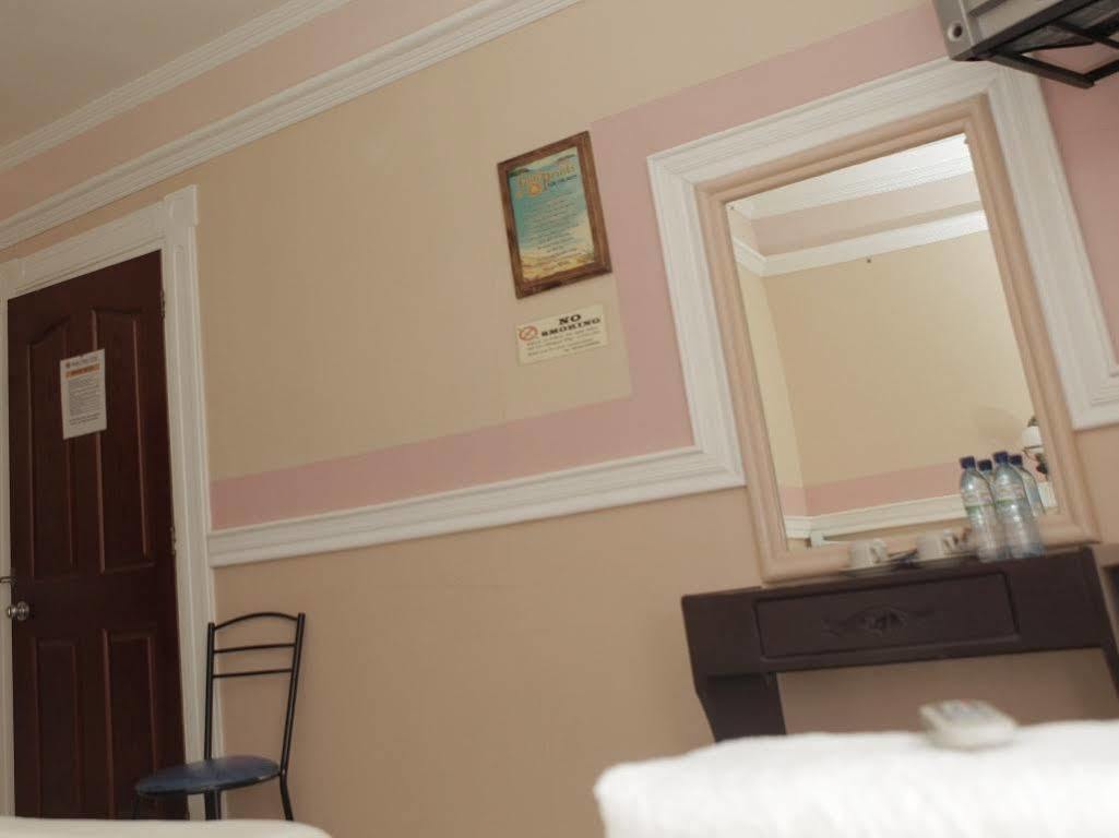 Golden Palace Hotel Tagum Dış mekan fotoğraf