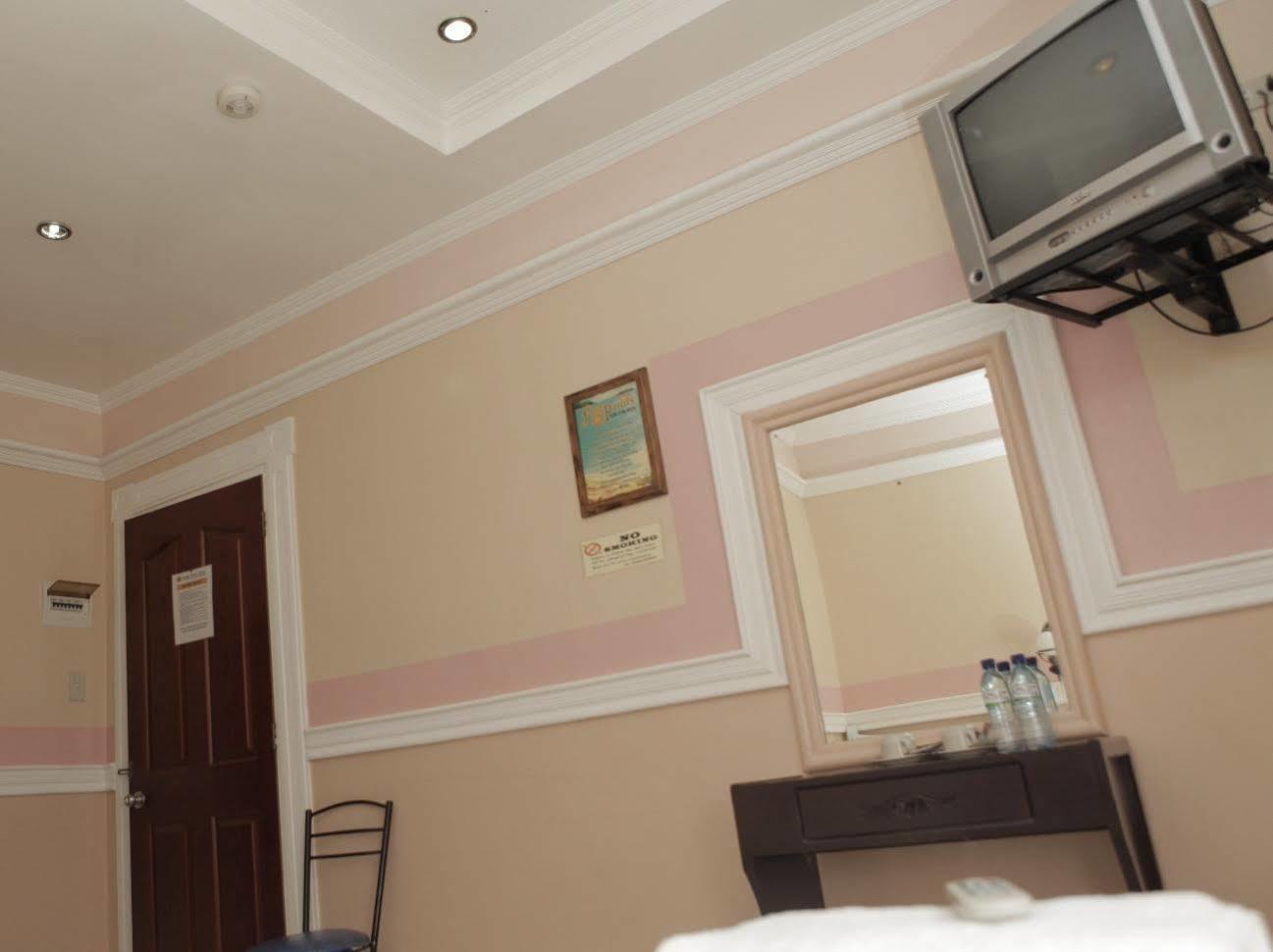 Golden Palace Hotel Tagum Dış mekan fotoğraf