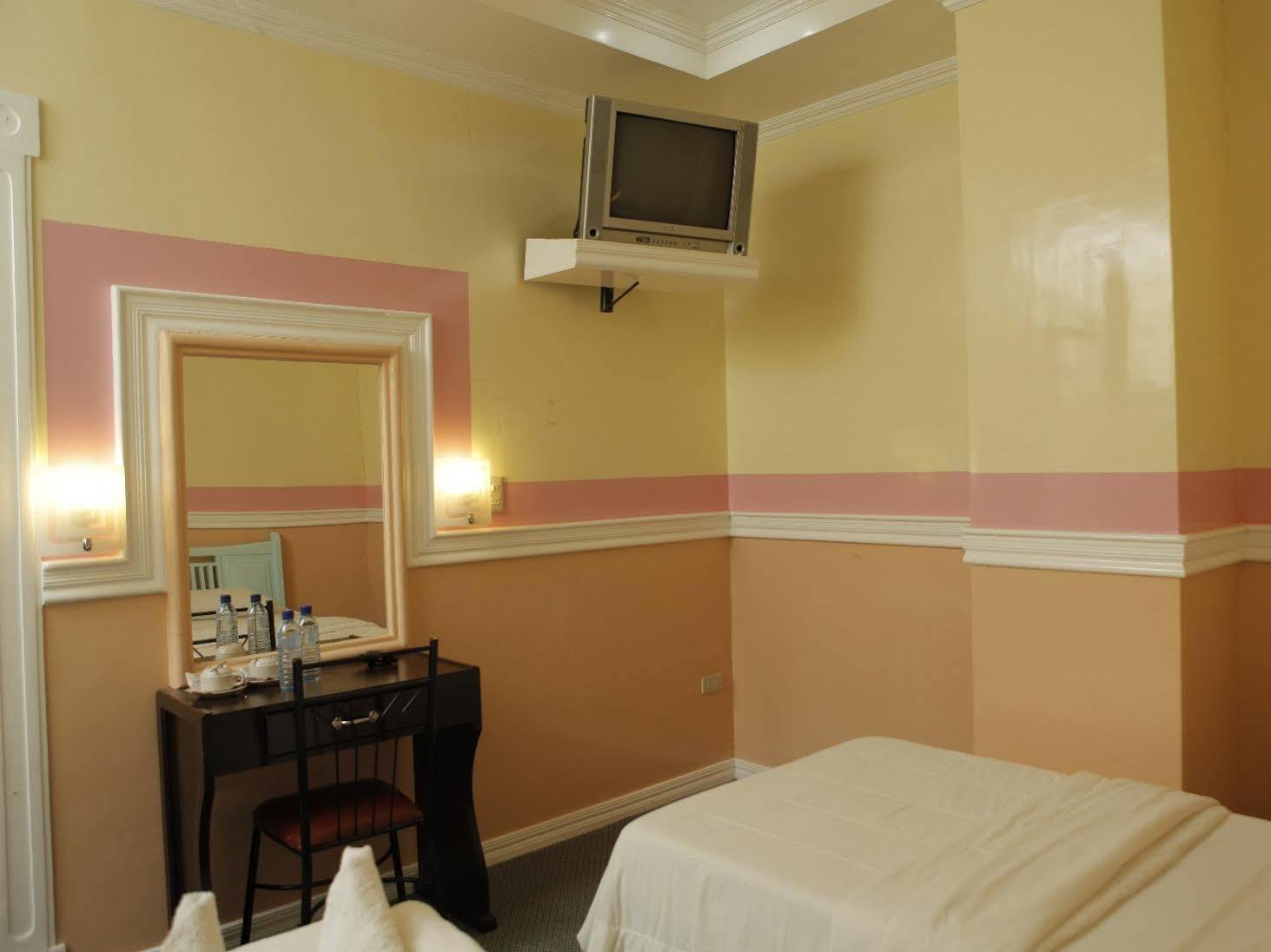 Golden Palace Hotel Tagum Dış mekan fotoğraf