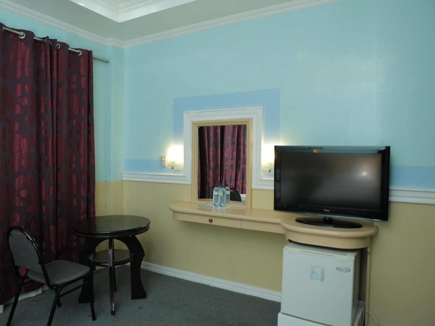 Golden Palace Hotel Tagum Dış mekan fotoğraf